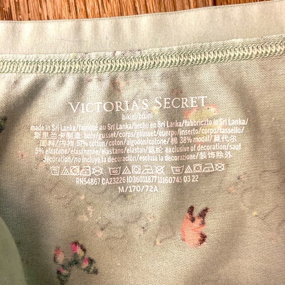 Victoria's Secret Intimates & Sleepwear 22nwts Victorias Secret